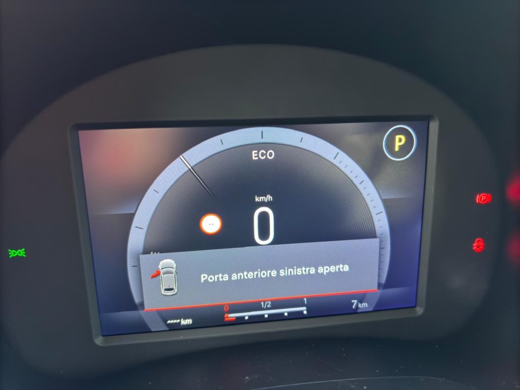 FIAT 600 Hybrid 145CV DCT MHEV La Prima *VERDE MARE - 10