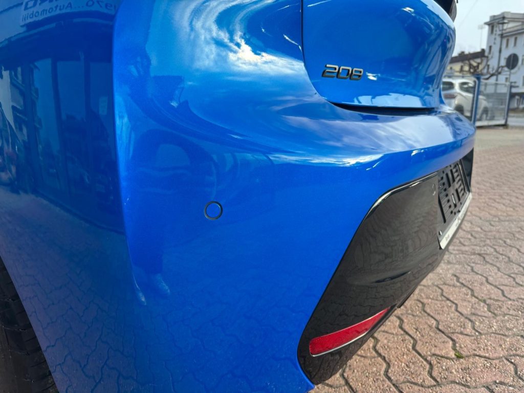 PEUGEOT 208 101cv 5 porte Allure - 8