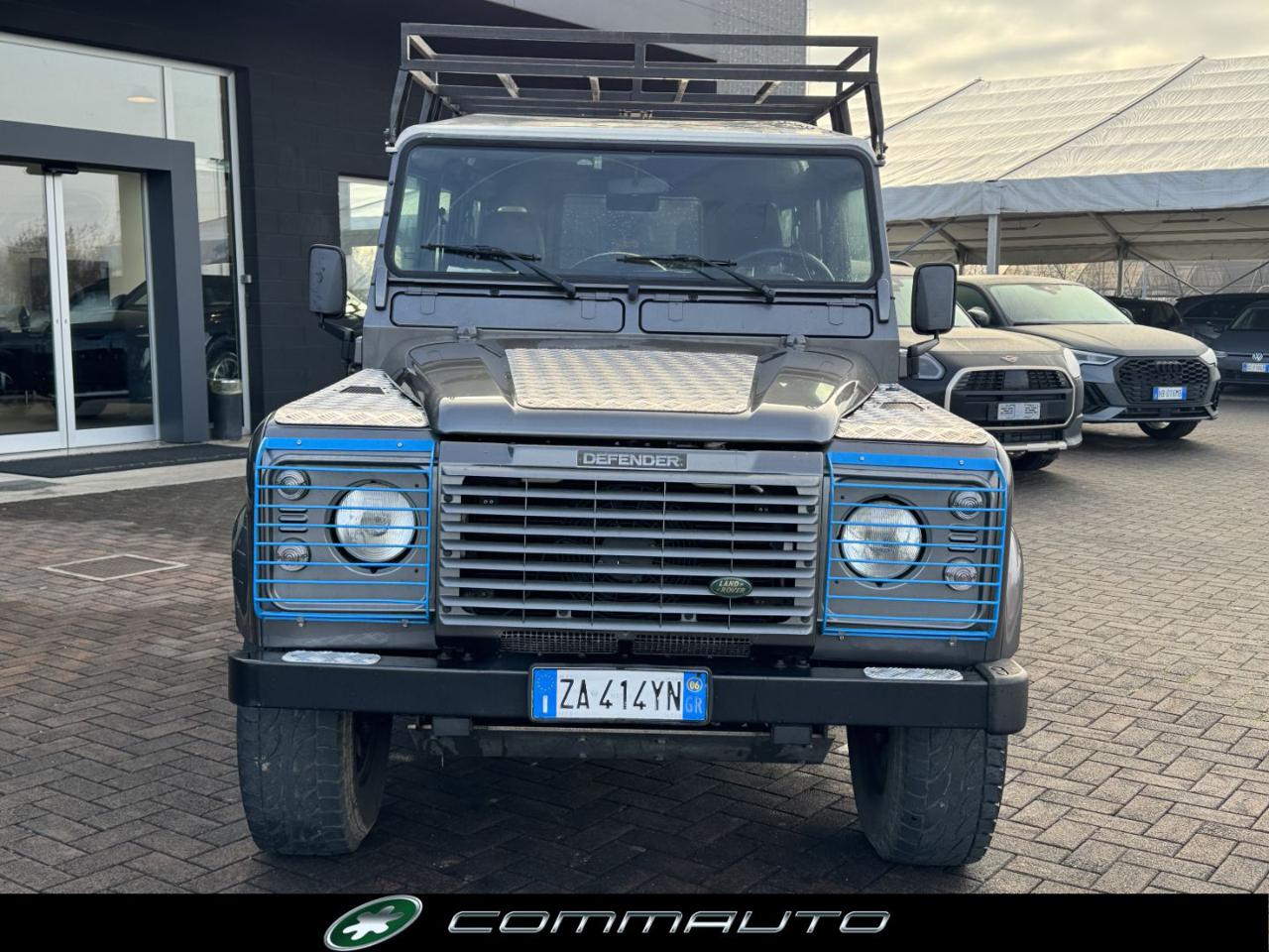LAND ROVER Defender 110 2.5 Td5 cat S.W. SE - 2