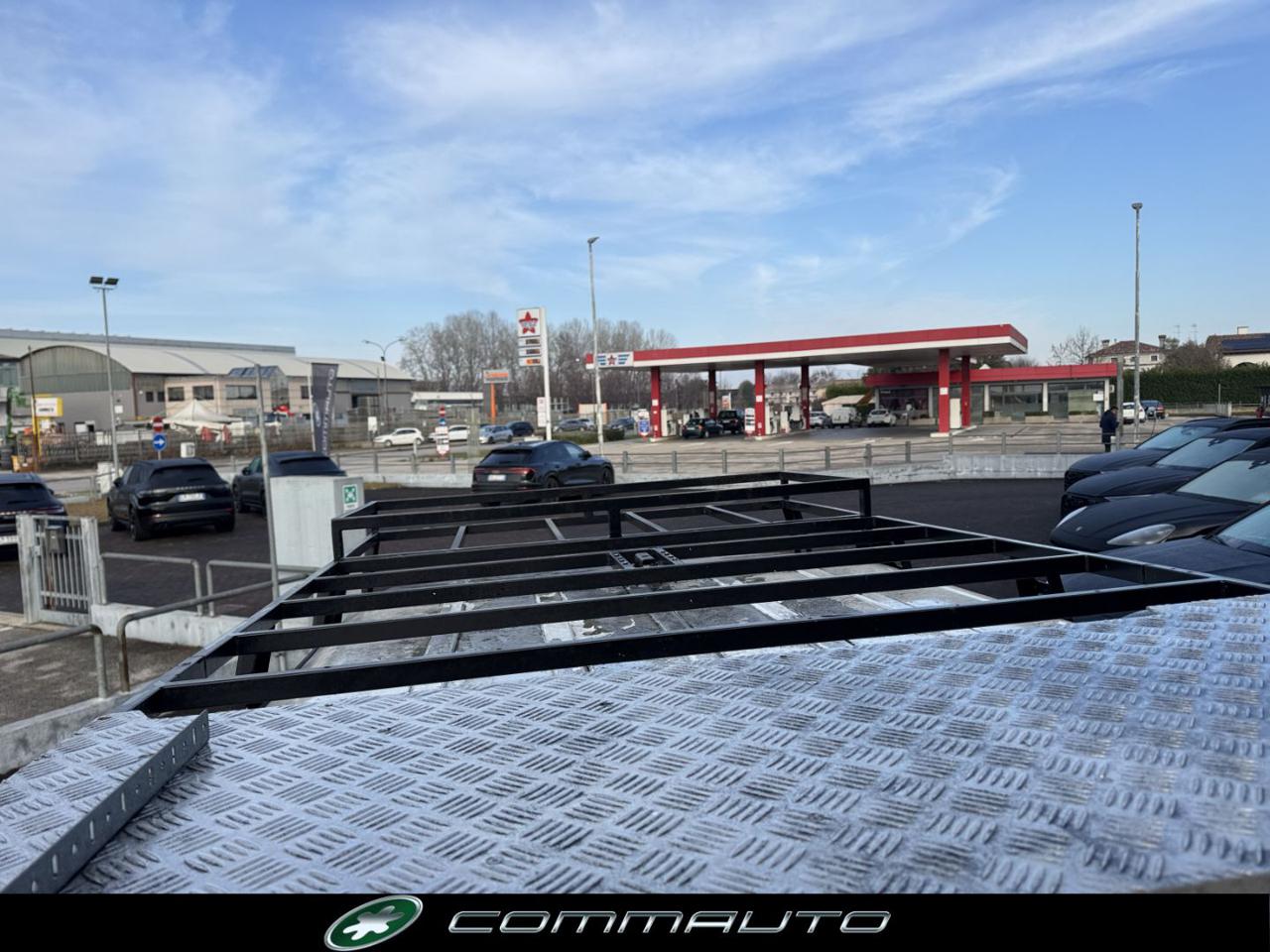 LAND ROVER Defender 110 2.5 Td5 cat S.W. SE - 22