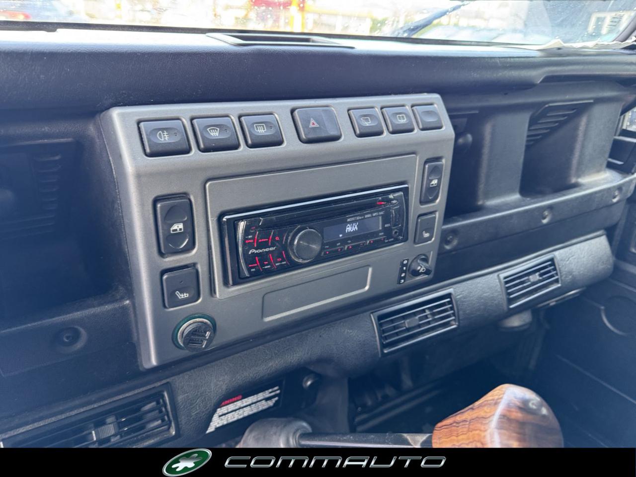 LAND ROVER Defender 110 2.5 Td5 cat S.W. SE - 14