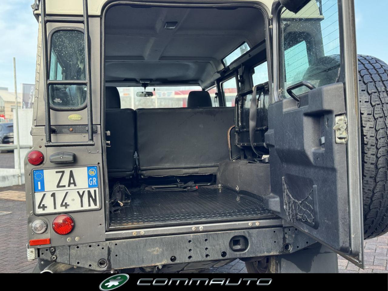 LAND ROVER Defender 110 2.5 Td5 cat S.W. SE - 21