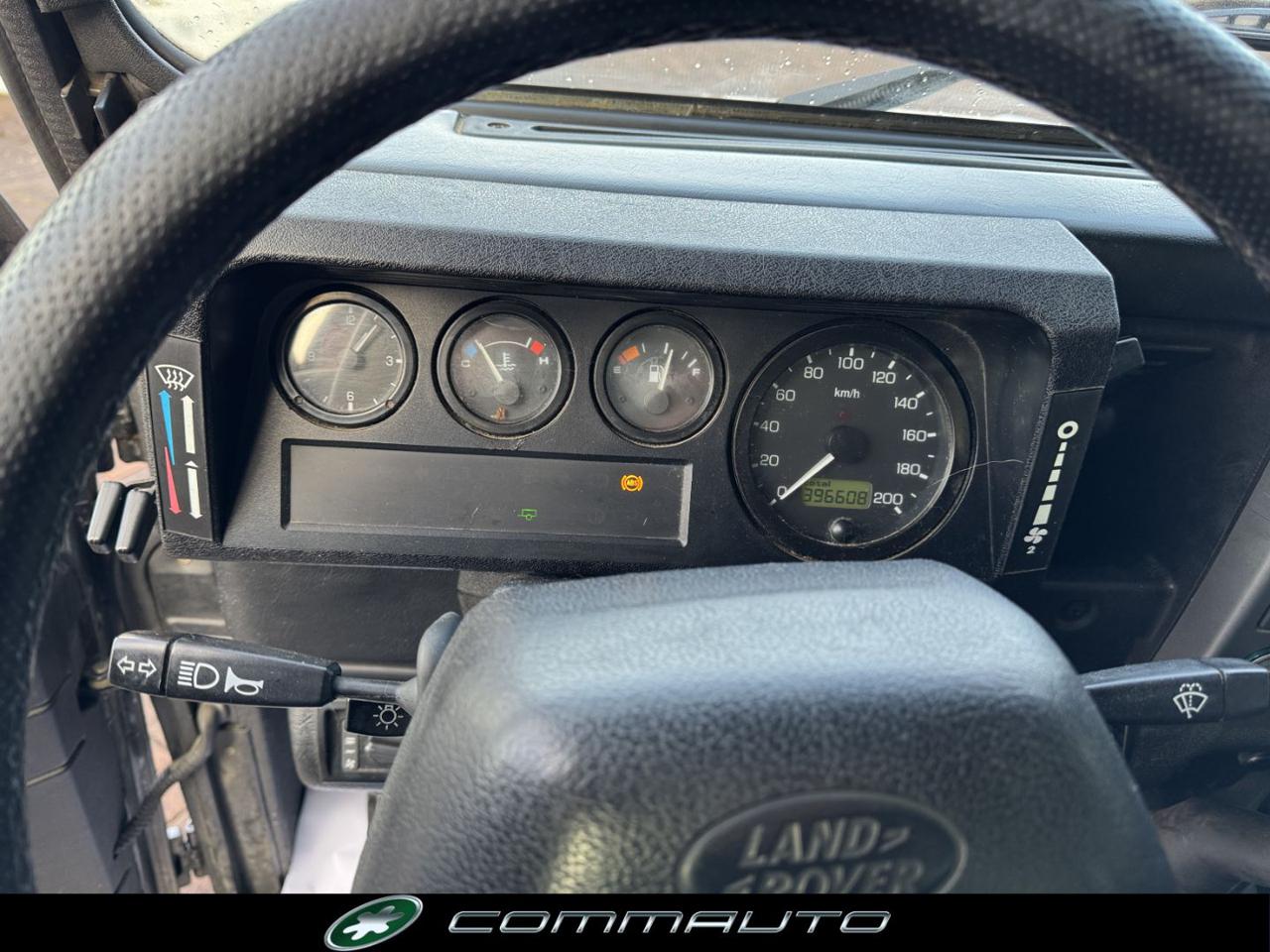 LAND ROVER Defender 110 2.5 Td5 cat S.W. SE - 13