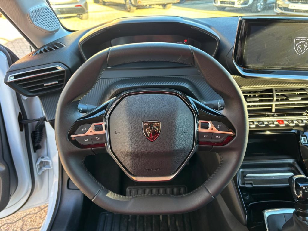 PEUGEOT 208 101cv  5 porte Allure - 16