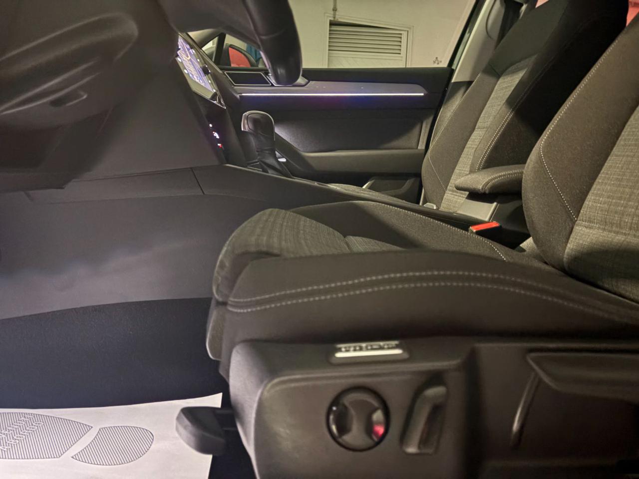 VOLKSWAGEN Passat Variant 2.0 TDI 150 CV EVO DSG Business - 22