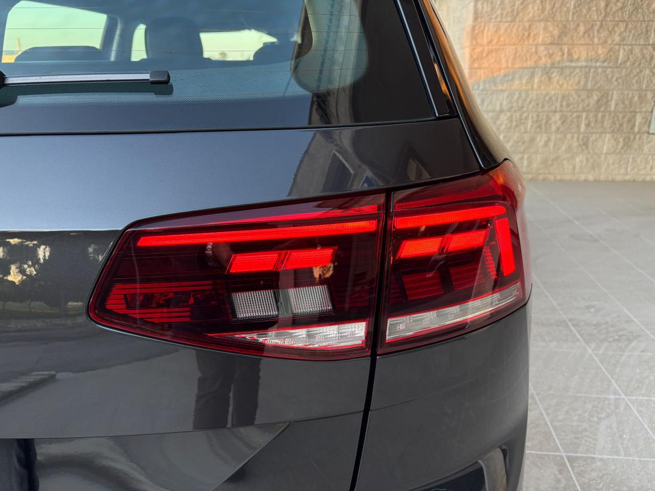 VOLKSWAGEN Passat Variant 2.0 TDI 150 CV EVO DSG Business - 31