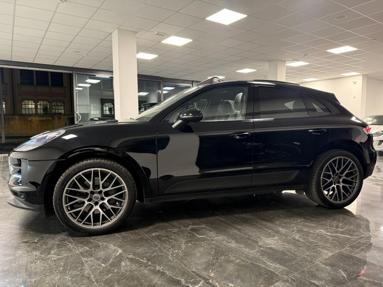Porsche Macan 3.0 S / TETTO / CHRONO / P.H.A.S.M. / PDK 2021 - foto 3