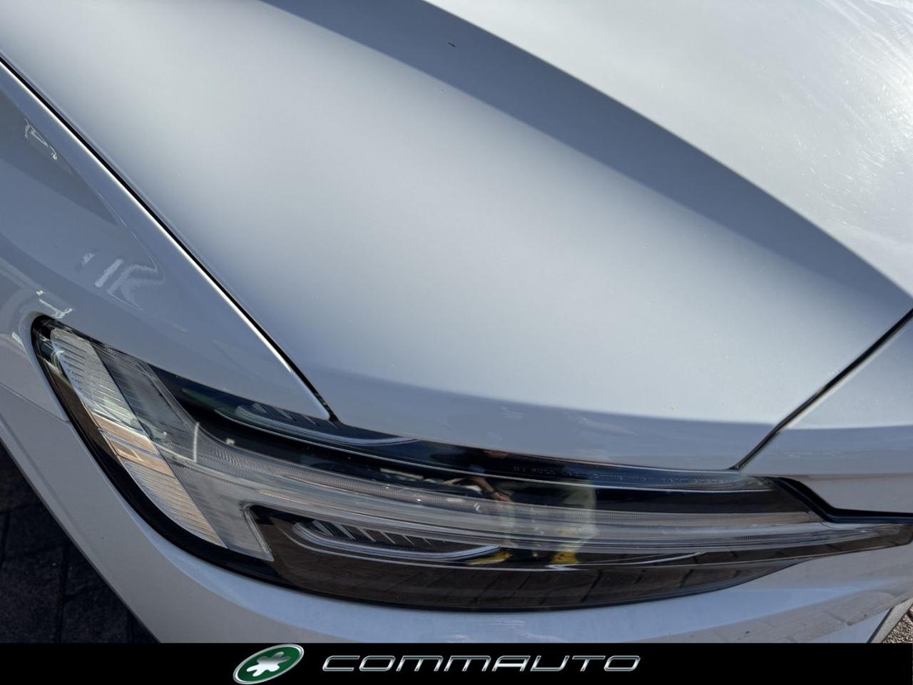 VOLVO V60 D3 AWD Geartronic Momentum - 8