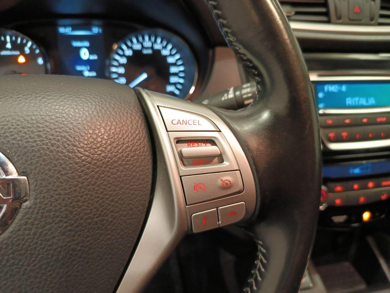 NISSAN Qashqai 1.2 DIG-T 115 CV Acenta - 13