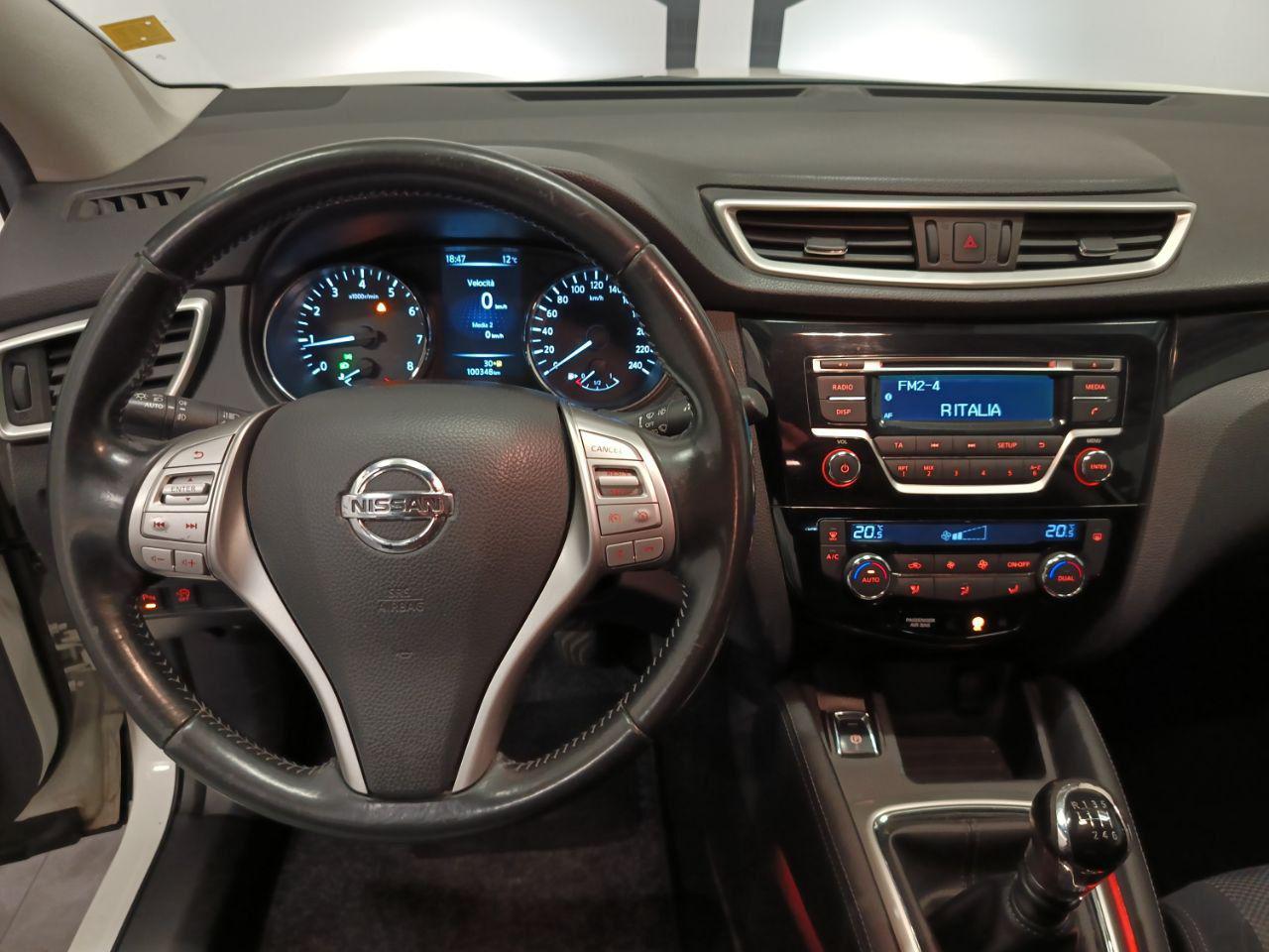 NISSAN Qashqai 1.2 DIG-T 115 CV Acenta - 9