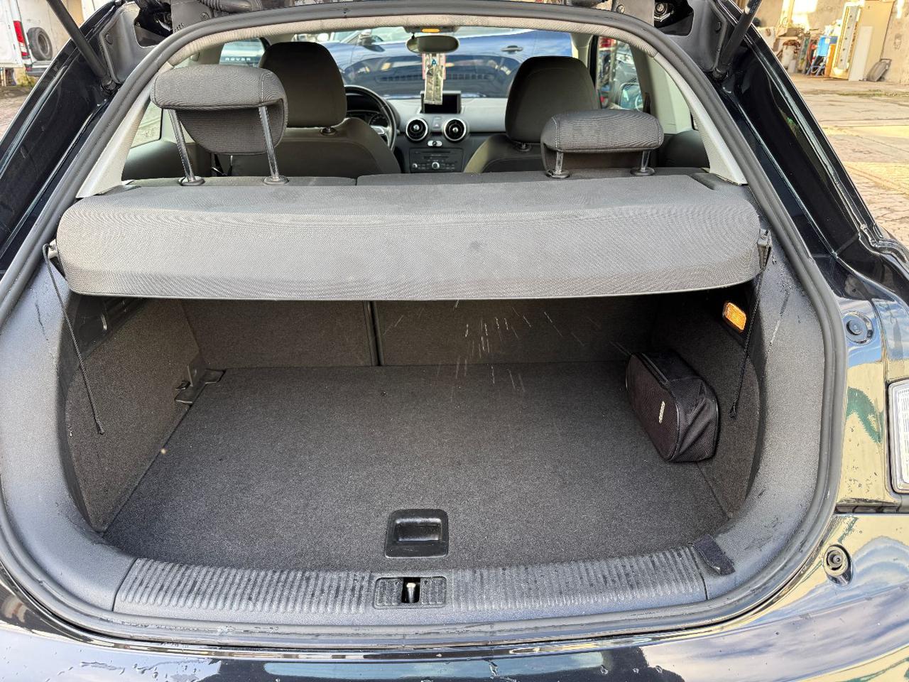 AUDI A1 1.2 TFSI Ambition - 11