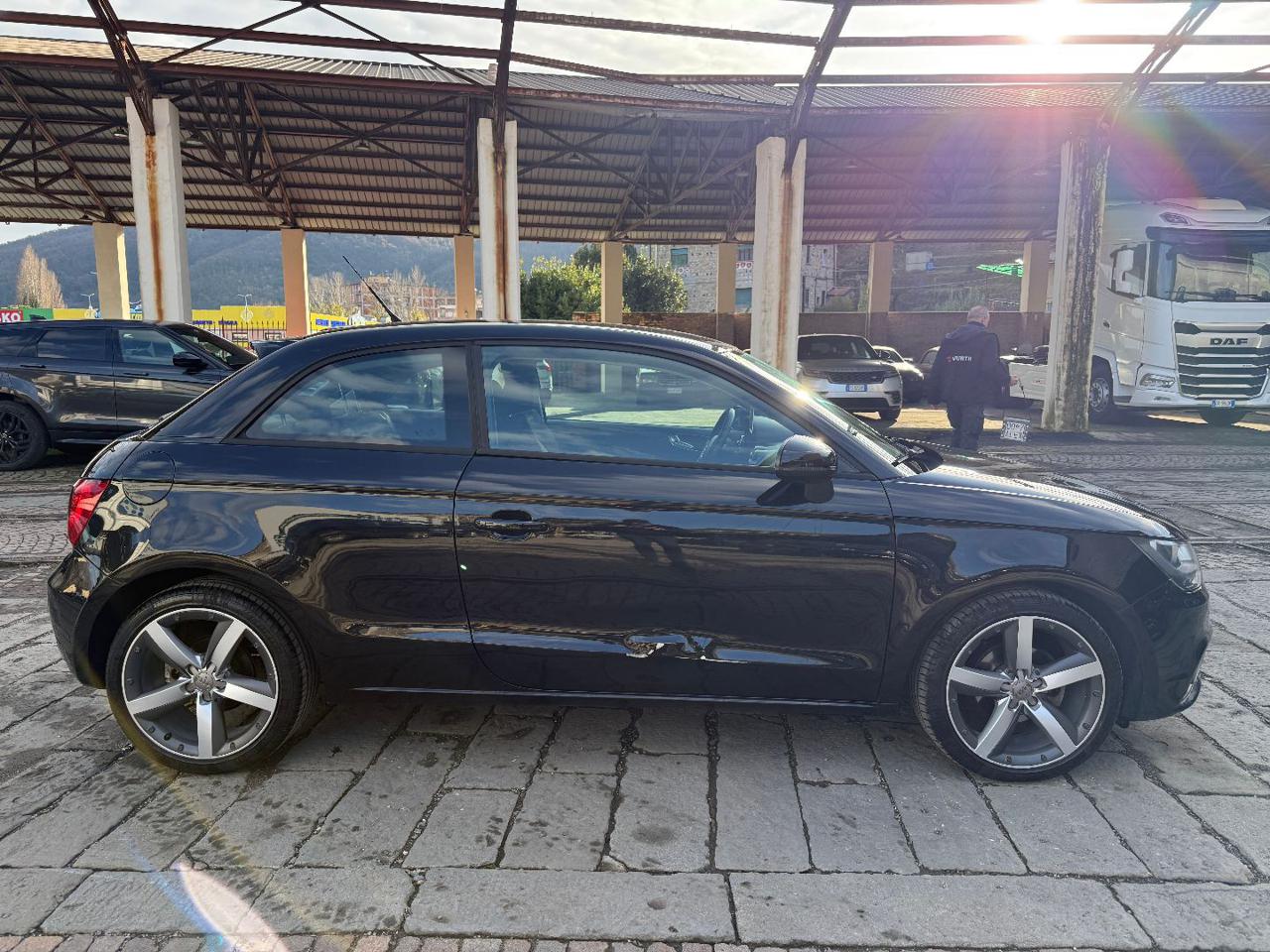 AUDI A1 1.2 TFSI Ambition - 6