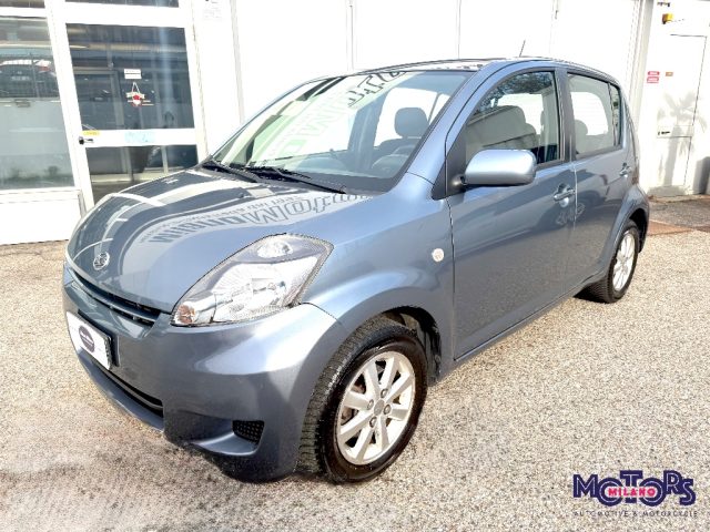 DAIHATSU Sirion Grigio scuro metallizzato