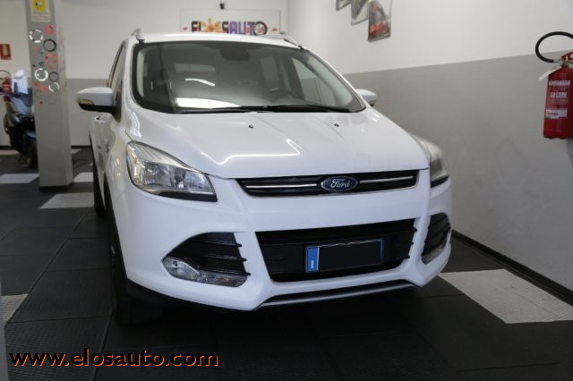 FORD Kuga Bianco pastello