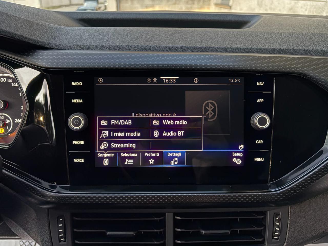 VOLKSWAGEN T-Cross 1.0 TSI 95 CV Life BMT TELECAMERA-CARPLAY - 23