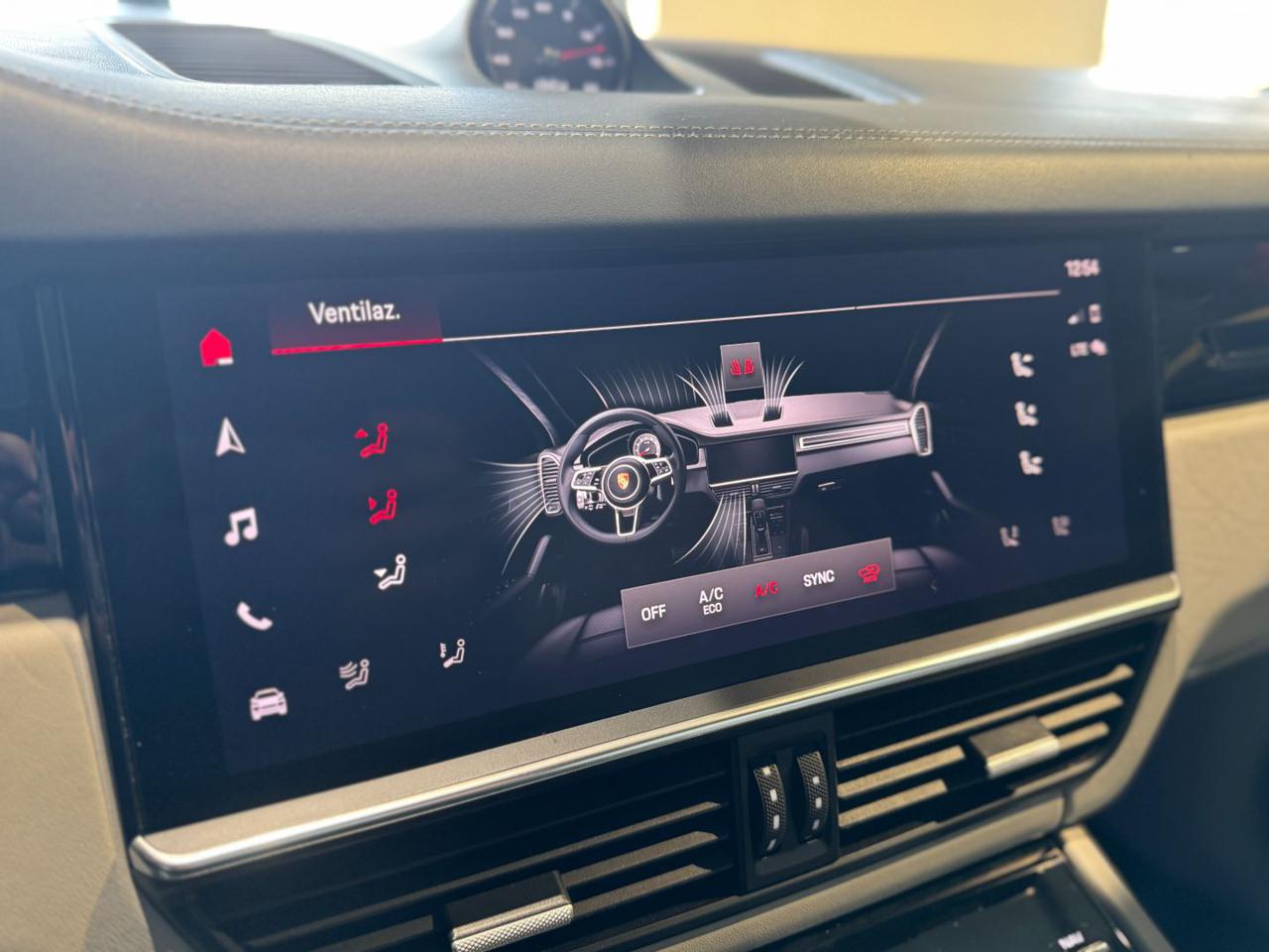 PORSCHE Cayenne Coupé 3.0 V6 Platinum Edition (66.900 km-Unipr.) - 42