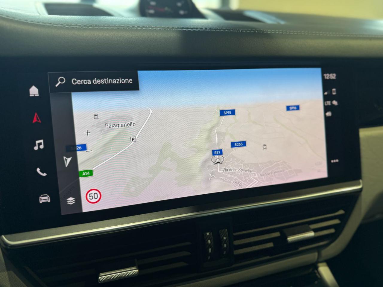 PORSCHE Cayenne Coupé 3.0 V6 Platinum Edition (66.900 km-Unipr.) - 38