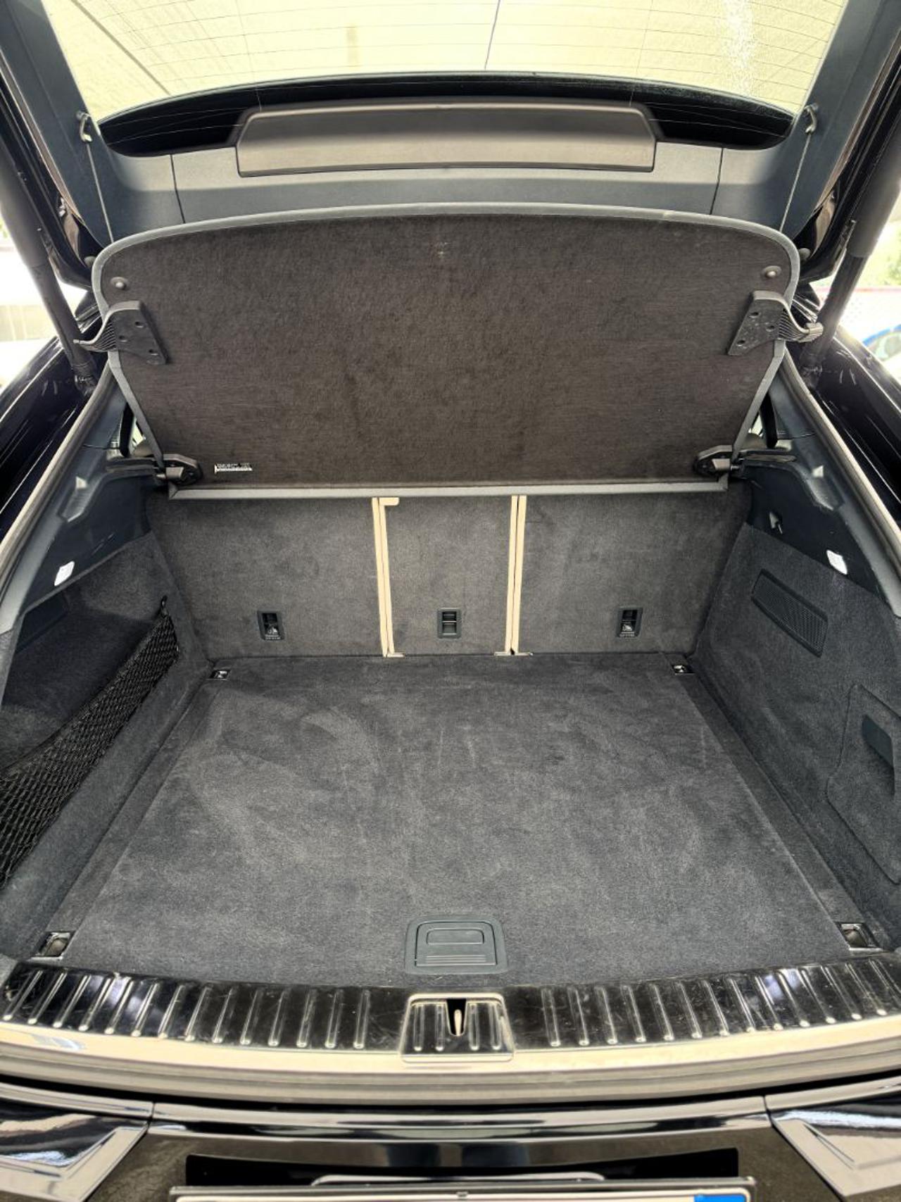 PORSCHE Cayenne Coupé 3.0 V6 Platinum Edition (66.900 km-Unipr.) - 45