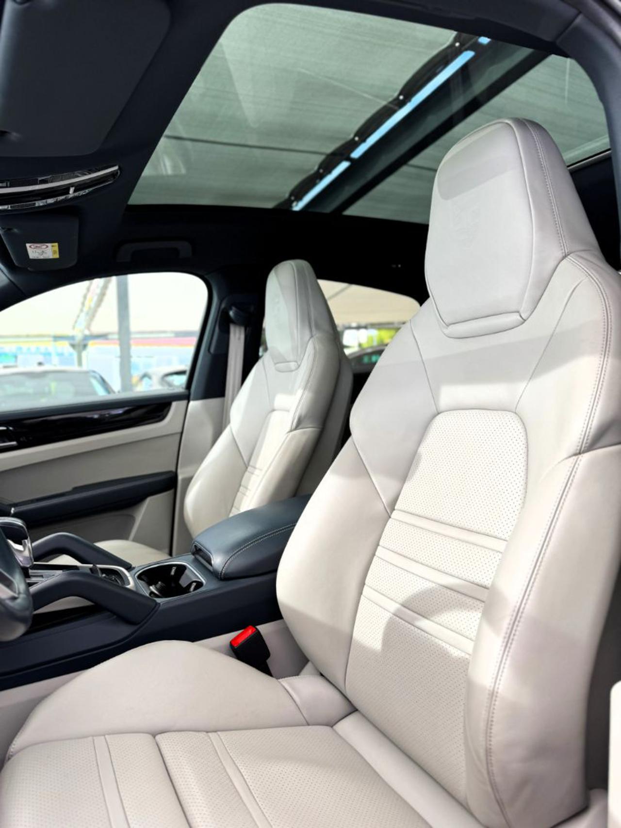 PORSCHE Cayenne Coupé 3.0 V6 Platinum Edition (66.900 km-Unipr.) - 22