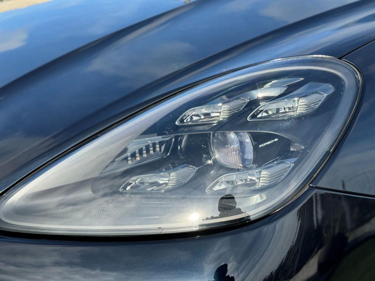 PORSCHE Cayenne Coupé 3.0 V6 Platinum Edition (66.900 km-Unipr.) - 34