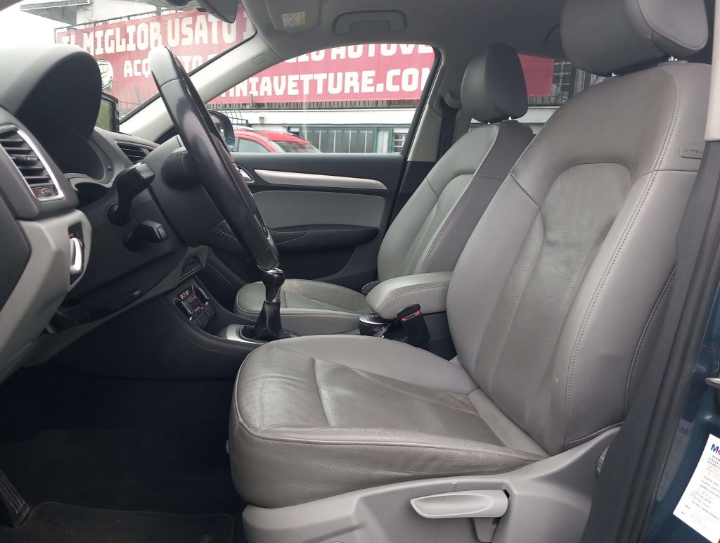 AUDI Q3 2.0 tdi Business 120cv - 8