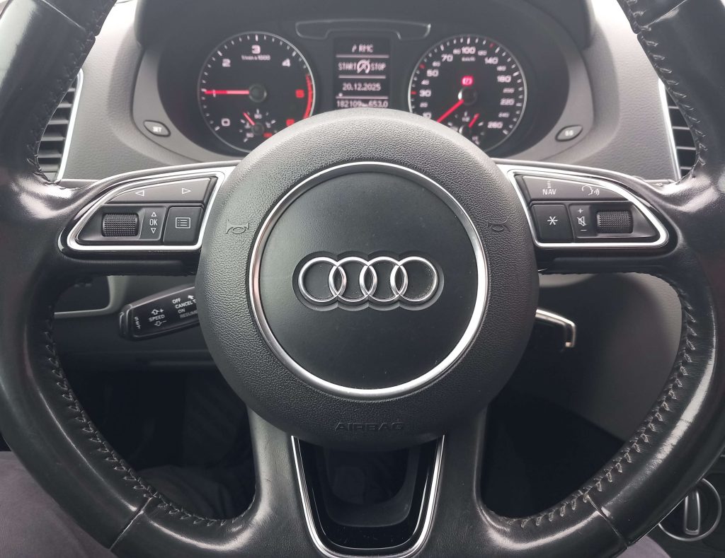 AUDI Q3 2.0 tdi Business 120cv - 12
