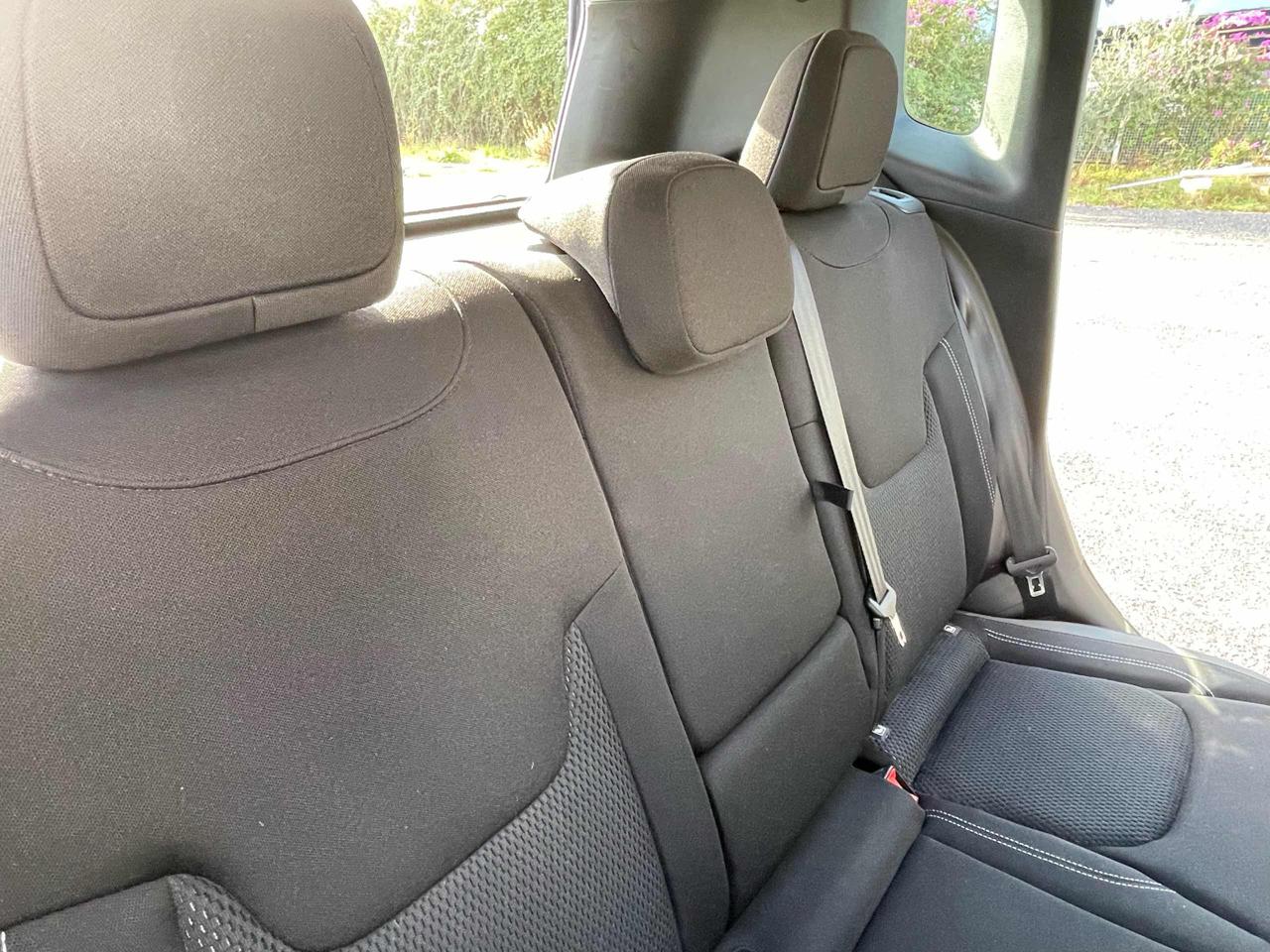 JEEP Renegade 1.3 T4 DDCT Limited - 20