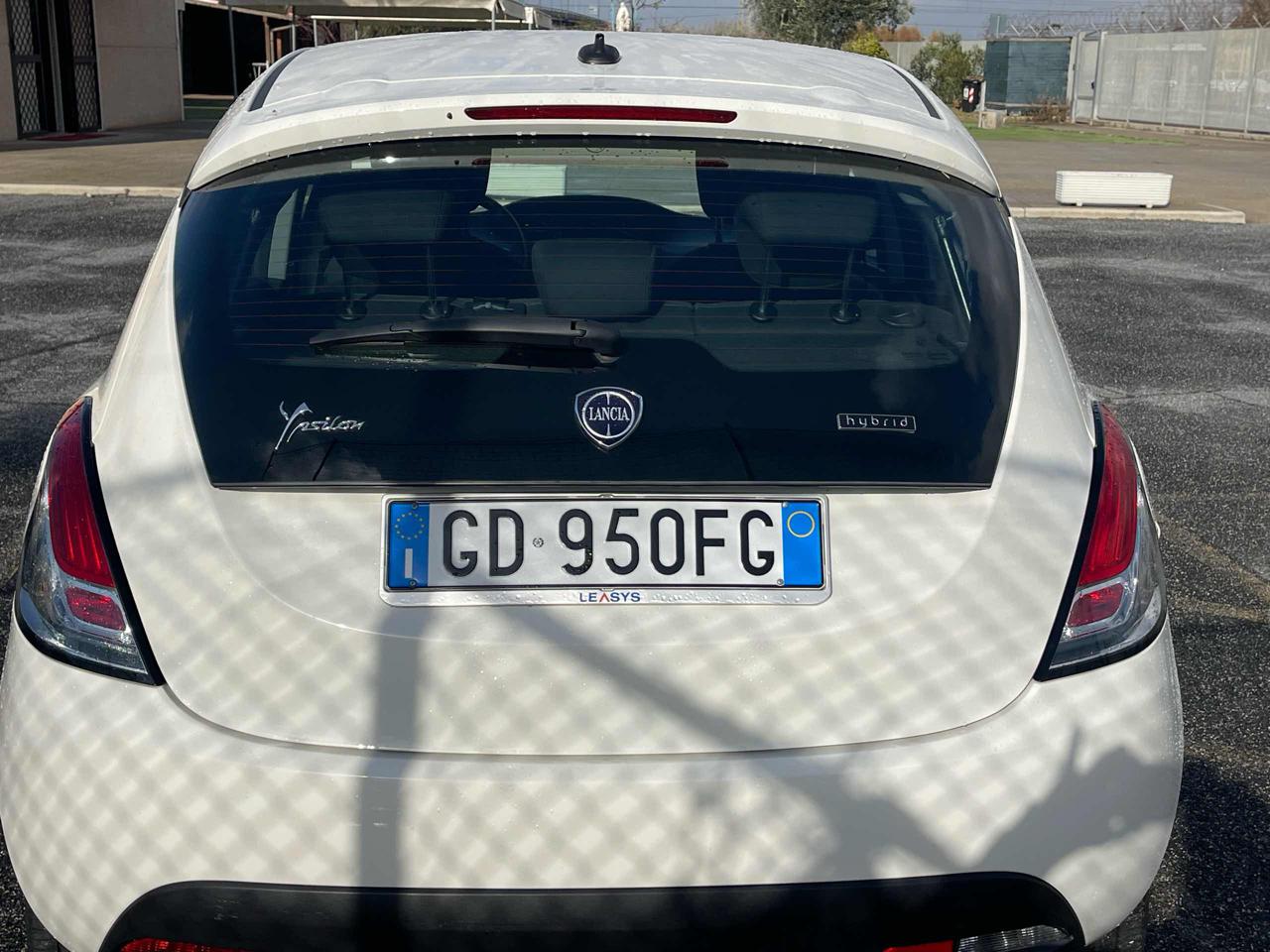 LANCIA Ypsilon 1.0 FireFly 5 porte S&S Hybrid Ecochic Silver - 12