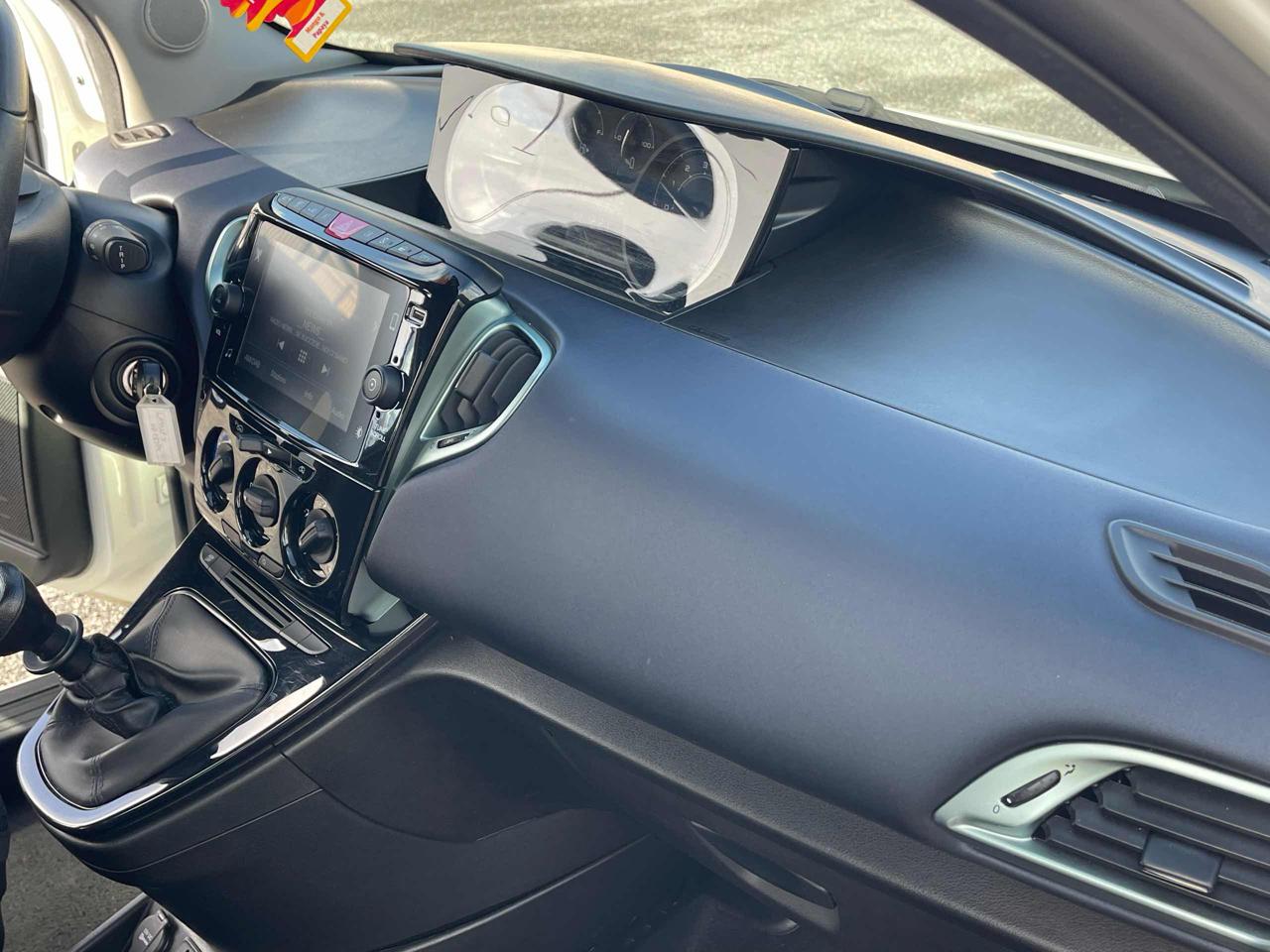 LANCIA Ypsilon 1.0 FireFly 5 porte S&S Hybrid Gold Plus - 11