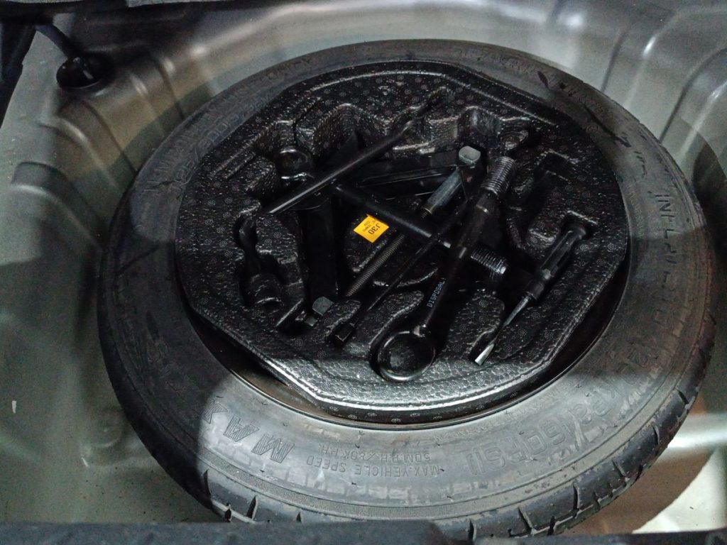 KIA Stonic 1.6 CRDi 115 CV Style - 13