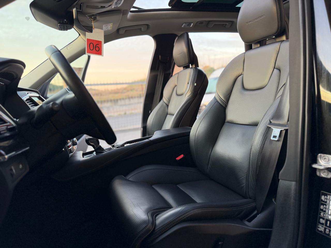 VOLVO XC90 D5 AWD Geartronic 7 posti Inscription SPORT - 13