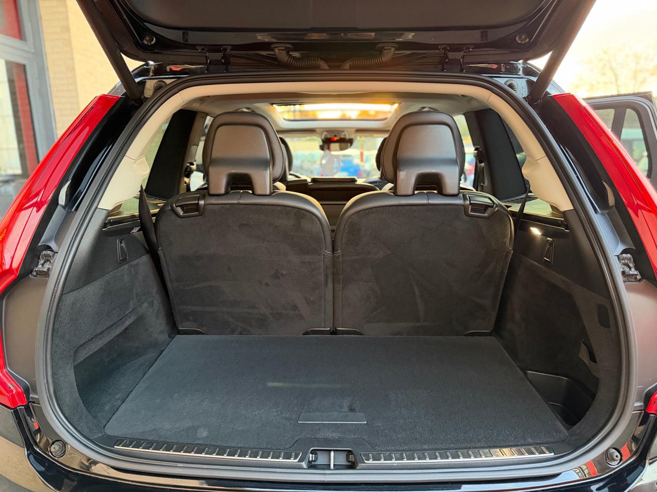 VOLVO XC90 D5 AWD Geartronic 7 posti Inscription SPORT - 8