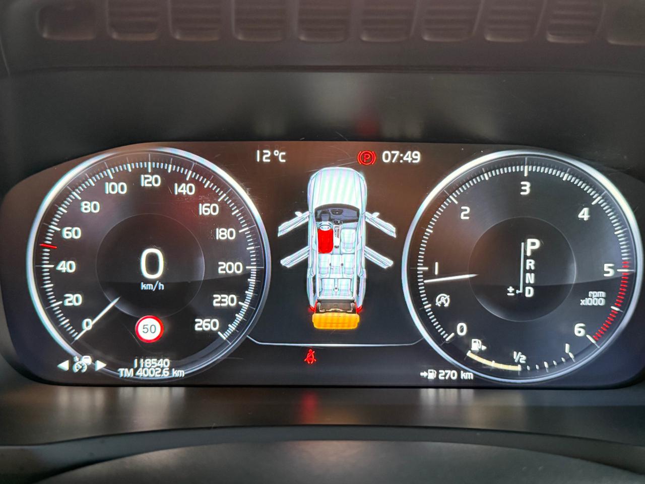 VOLVO XC90 D5 AWD Geartronic 7 posti Inscription SPORT - 17