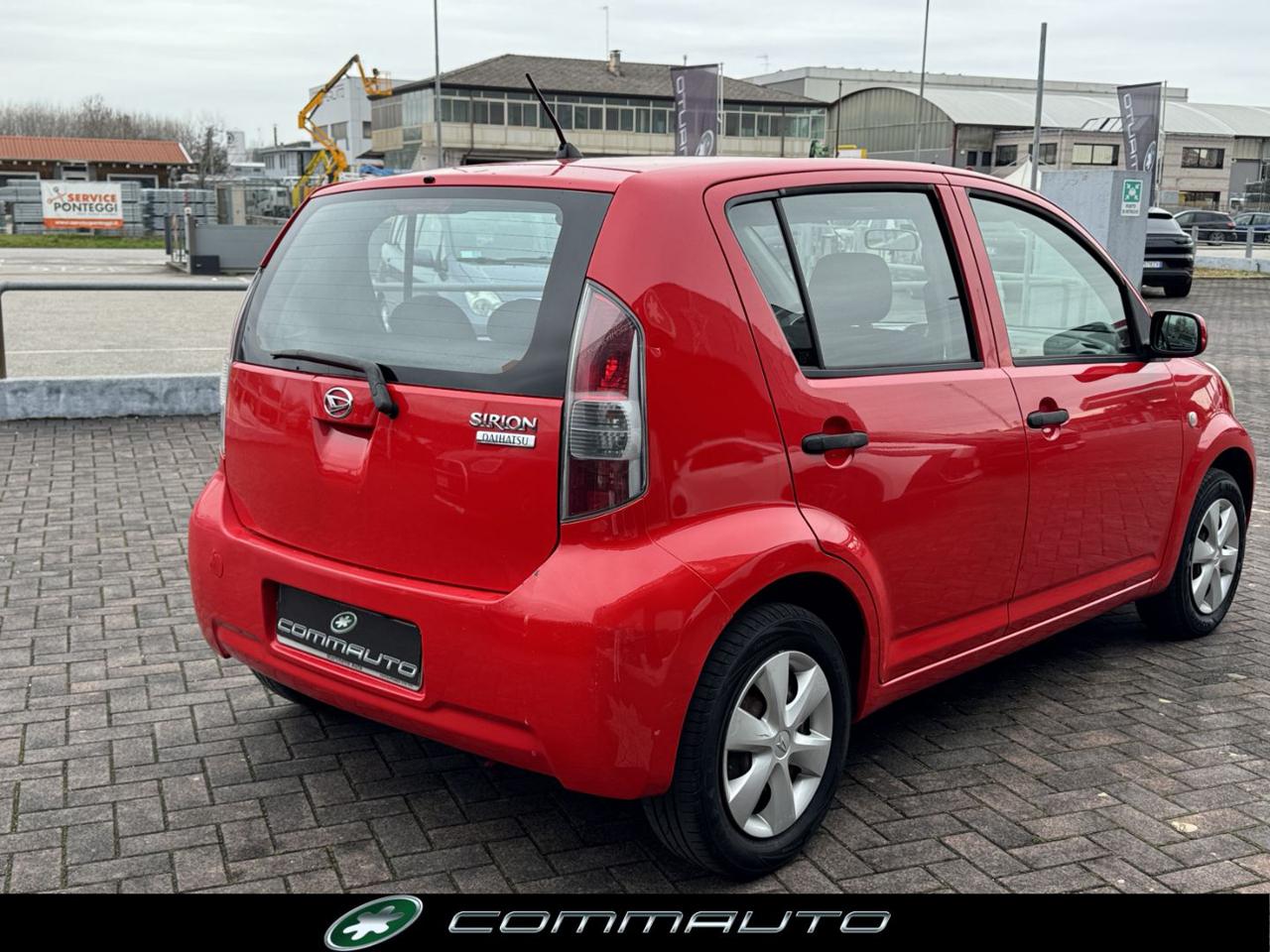 DAIHATSU Sirion 1.0 Hiro - 4