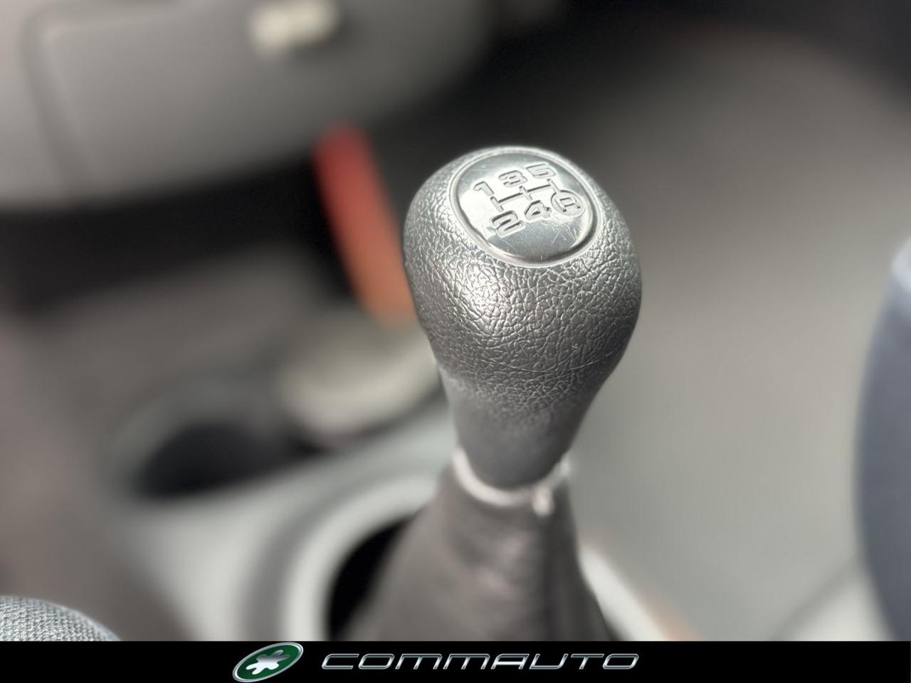 DAIHATSU Sirion 1.0 Hiro - 18