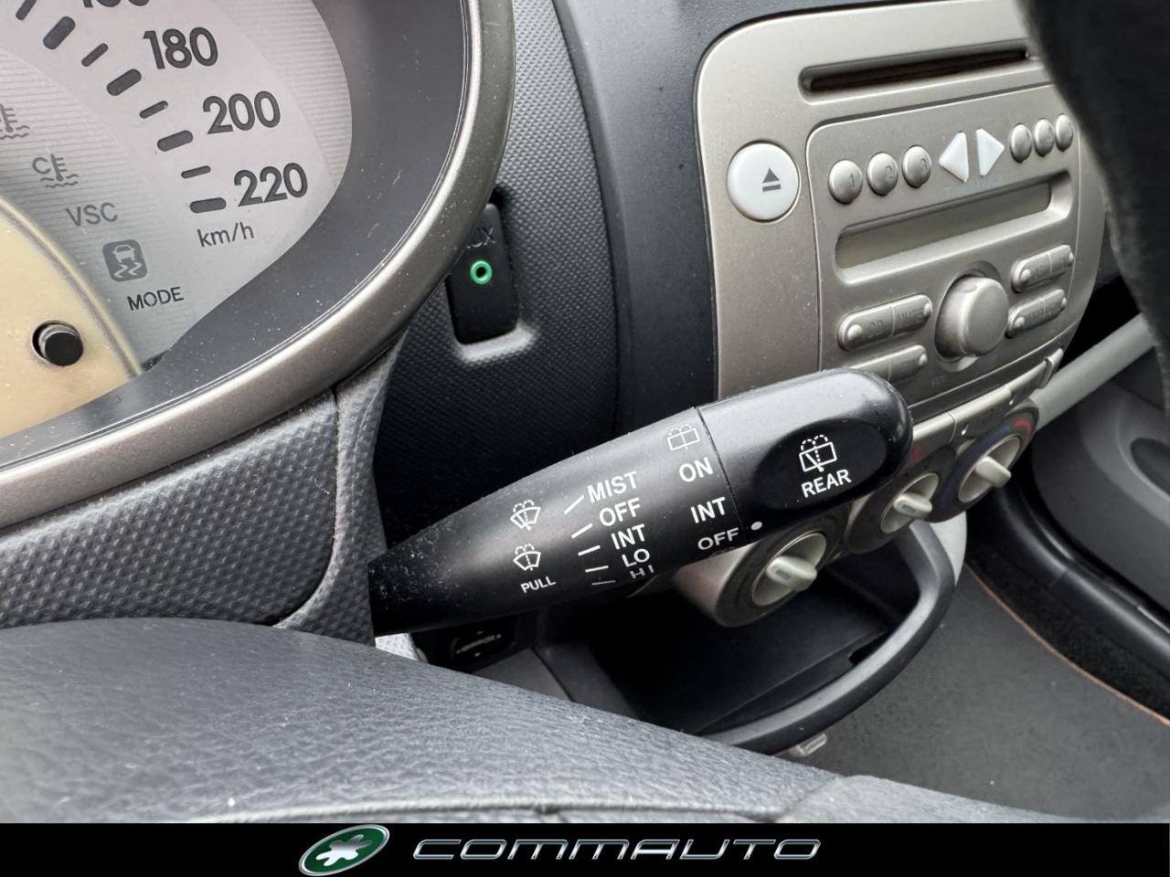 DAIHATSU Sirion 1.0 Hiro - 14