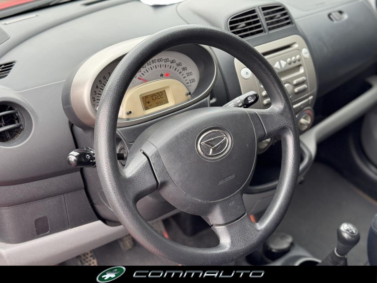 DAIHATSU Sirion 1.0 Hiro - 12