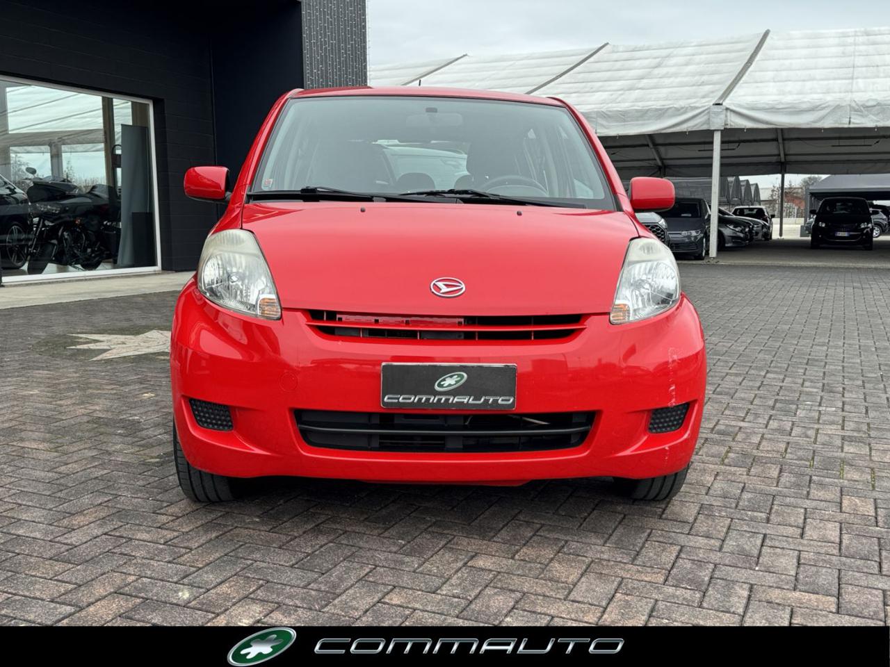 DAIHATSU Sirion 1.0 Hiro - 2