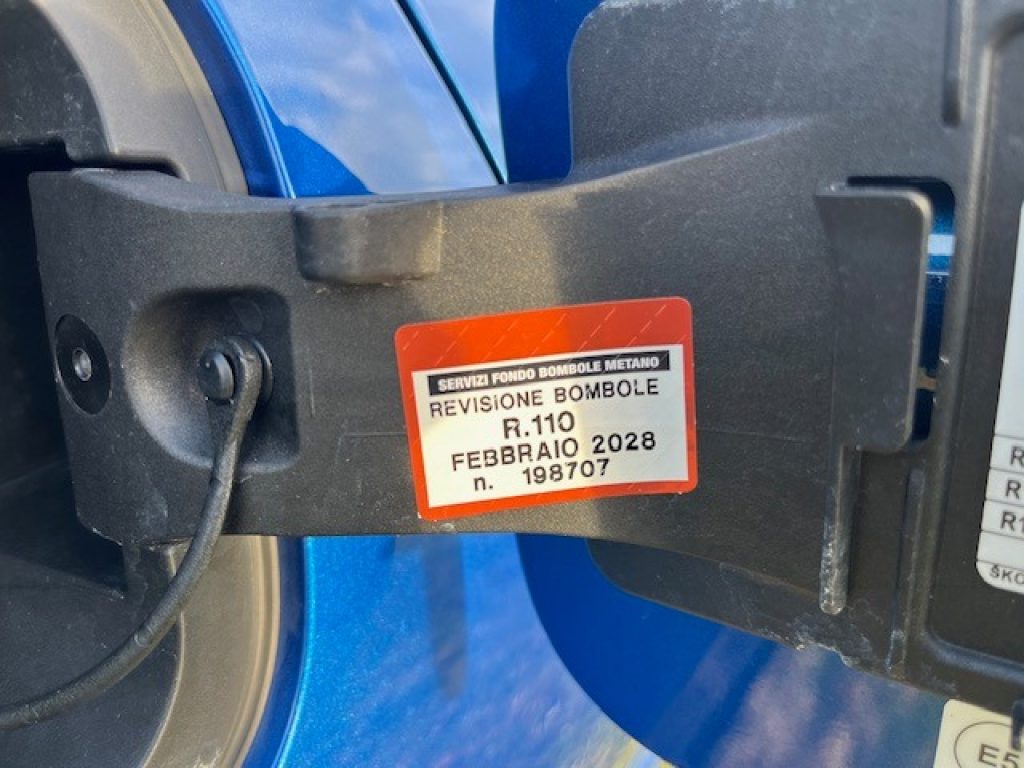 SKODA Scala 1.0 G-Tec Sport - 21