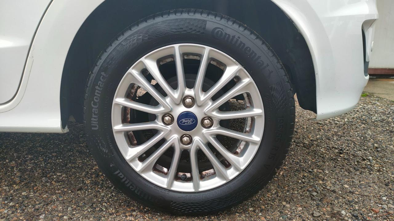 FORD Ka+ 1.2 85 CV Start&Stop Ultimate - 6