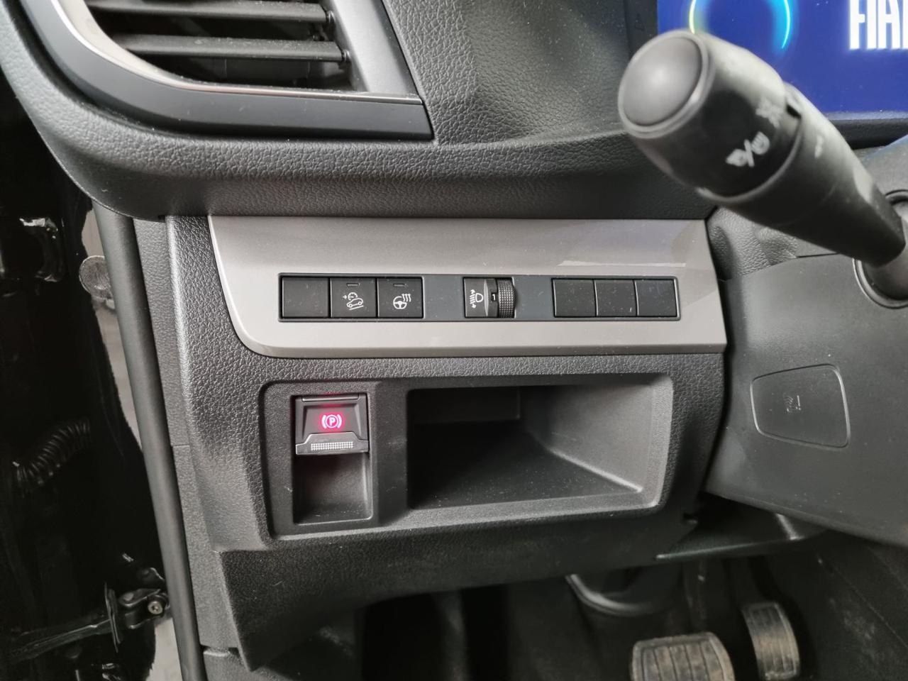 FIAT Ulysse 2.0 BlueHDi 180 CV AT8 L2 - 29