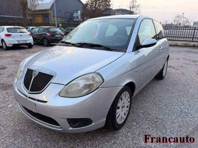 LANCIA Ypsilon Argento metallizzato