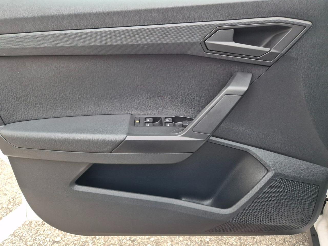 SEAT Arona 1.0 EcoTSI Reference - 12