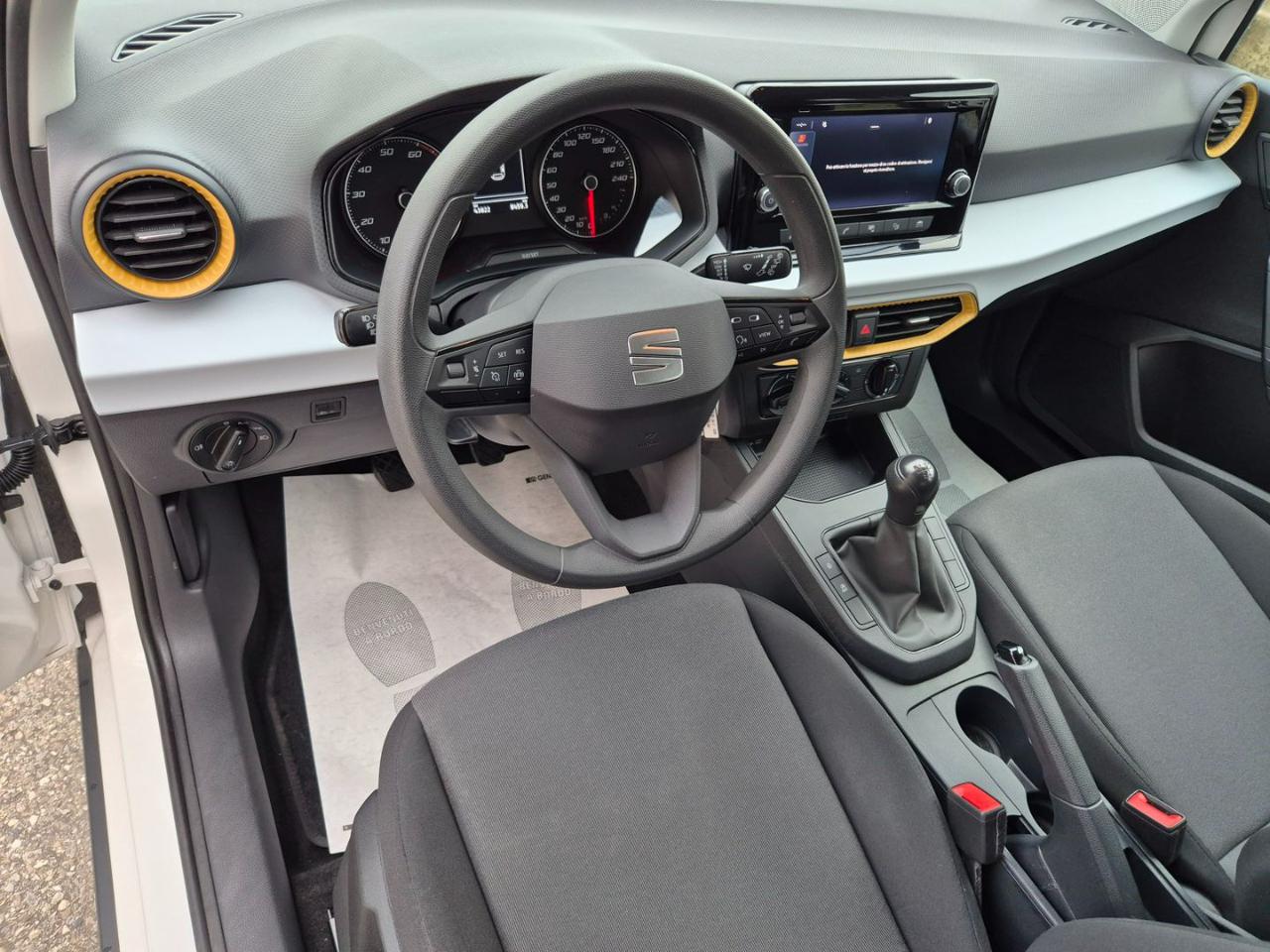 SEAT Arona 1.0 EcoTSI Reference - 11