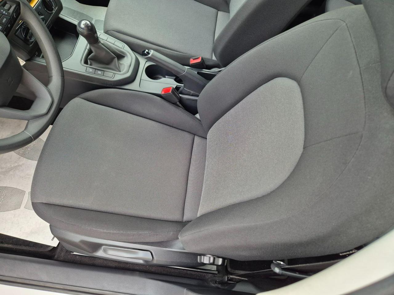 SEAT Arona 1.0 EcoTSI Reference - 10