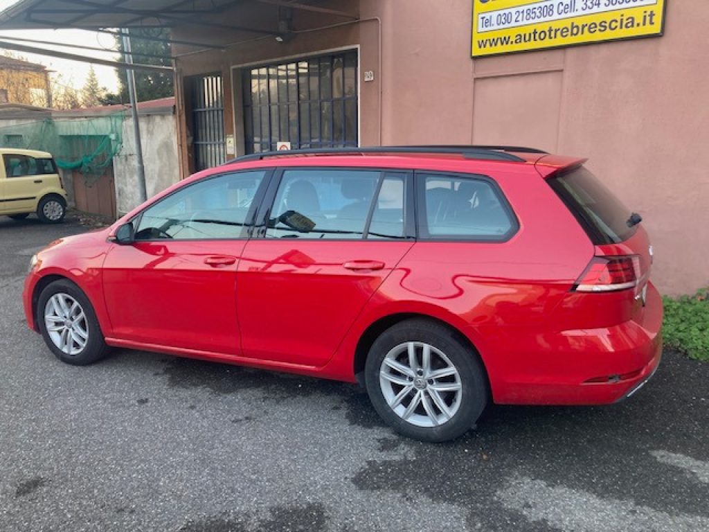 VOLKSWAGEN Golf Variant 1.6 TDI 115 CV Business BlueMotion Technology - 4