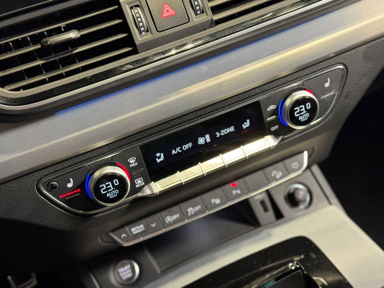 AUDI Q5 SPB 40 TDI quattro S tronic Identity Black - 16