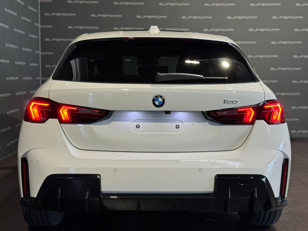 BMW 120 48V MSport Pro - 4