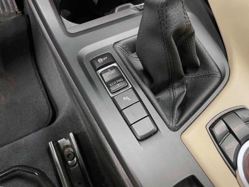 BMW X1 SDRIVE 18D AUTO - 26