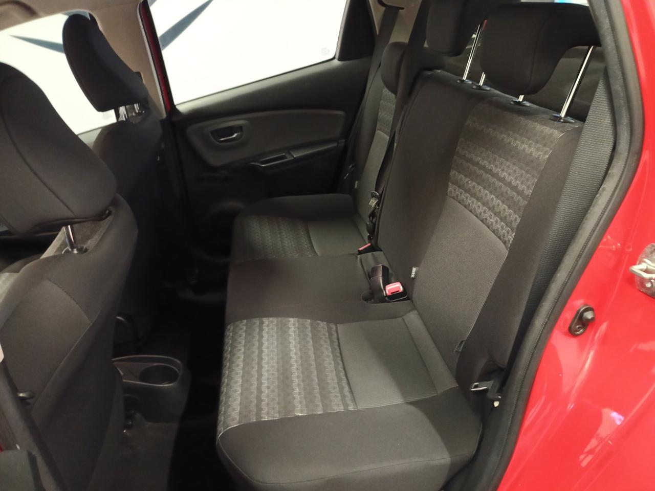 TOYOTA Yaris 1.5 Hybrid 5 porte Active - 9